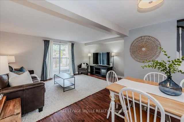 Additional image 11 of 10 Caprice Crt