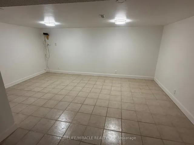 Additional image 16 of 34 McMurchy Ave