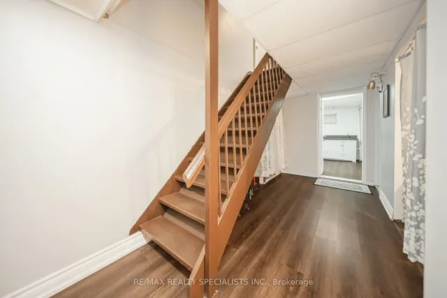 Additional image 36 of 308 Fleetwood Cres
