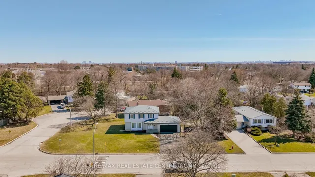 Additional image 43 of 24 Crawley Dr