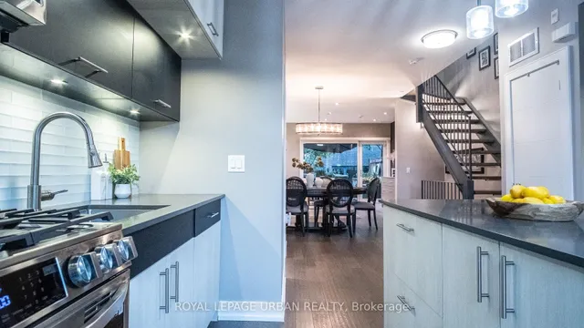 Additional image 8 of 207A Manning Ave