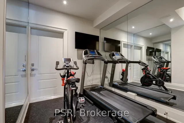 Additional image 26 of 571 Broadway Ave