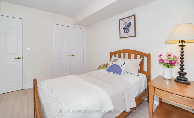 Additional image 17 of 89 Skymark Dr Unit 1211