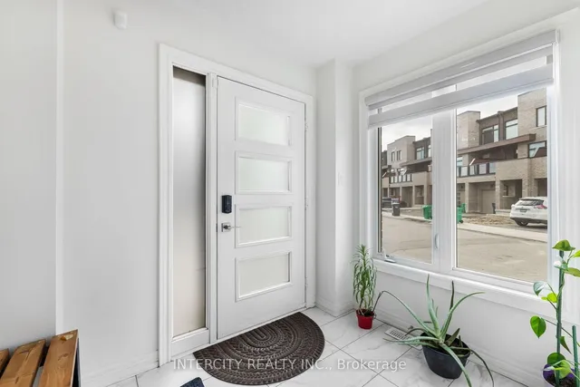 Additional image 6 of 19 Queenpost Dr