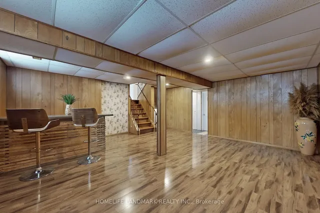 Additional image 16 of 15 Summerside Cres