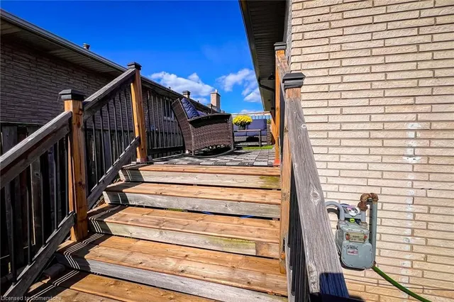 Additional image 27 of 8 Basswood Crt