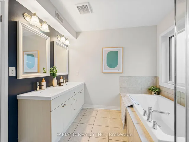 Additional image 26 of 55 Thomas Mulholland Dr Unit 8