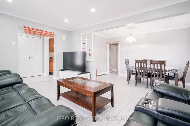 Additional image 9 of 8 Chandler Dr