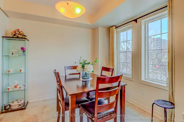 Additional image 6 of 135 GREENBRAE Crct