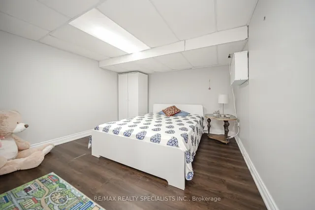 Additional image 39 of 308 Fleetwood Cres