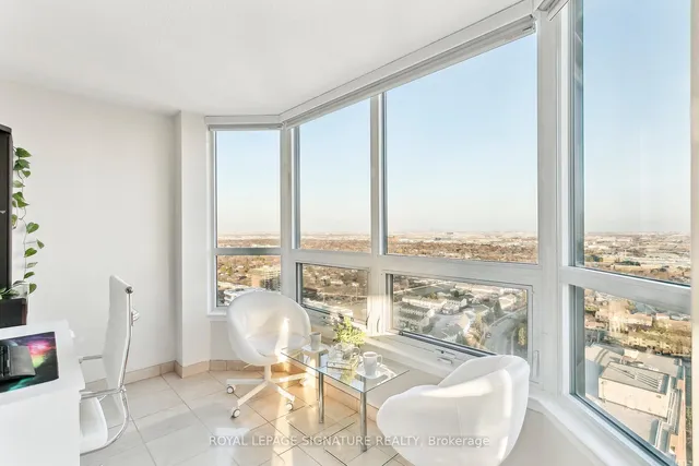 Additional image 16 of 8 Lisa St Unit PH2907