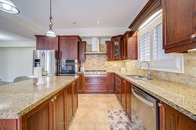 Additional image 11 of 12 Pavel Pl