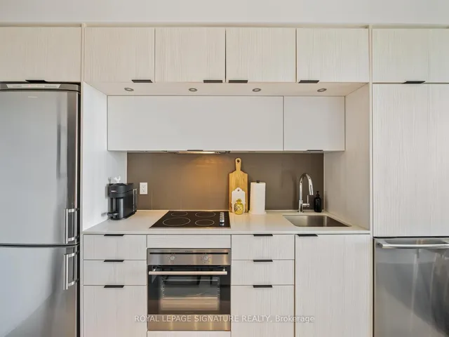 Additional image 6 of 170 Sumach St Unit 1204