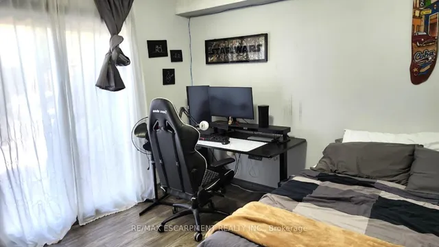 Additional image 22 of 152 Homestead Rd Unit 18