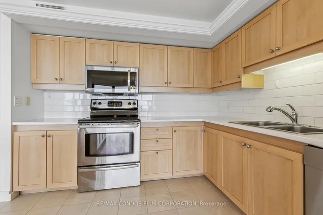 Additional image 12 of 65 HARBOUR Sq Unit 2008