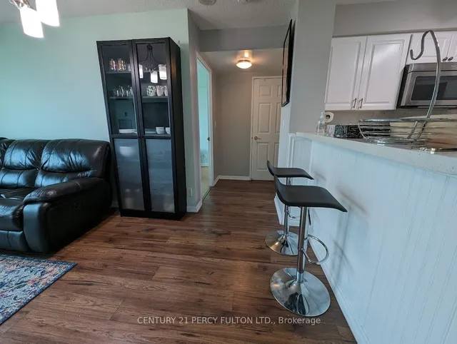 Additional image 8 of 11 Lee Centre Dr Unit 1210