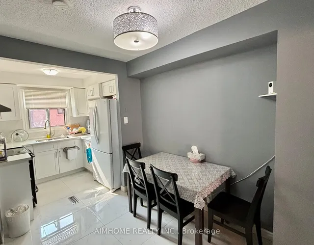 Additional image 4 of 275 Broadview Ave Unit 215