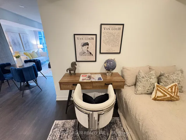 Additional image 30 of 60 Shuter St Unit 817