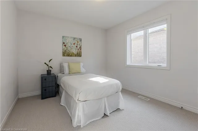 Additional image 23 of 8 Thornbury Crt