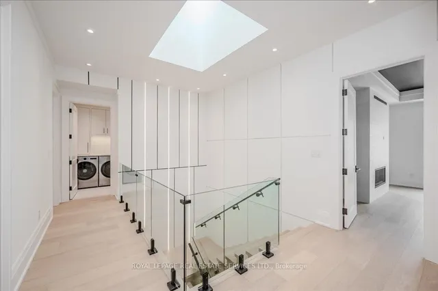 Additional image 22 of 208 Shaver Ave