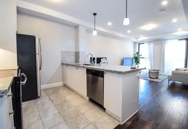 Additional image 8 of 118 King St Unit 520