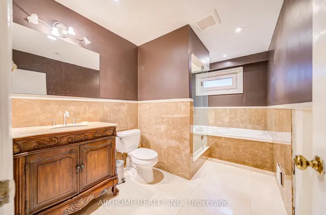 Additional image 33 of 12 Sorrel Crt