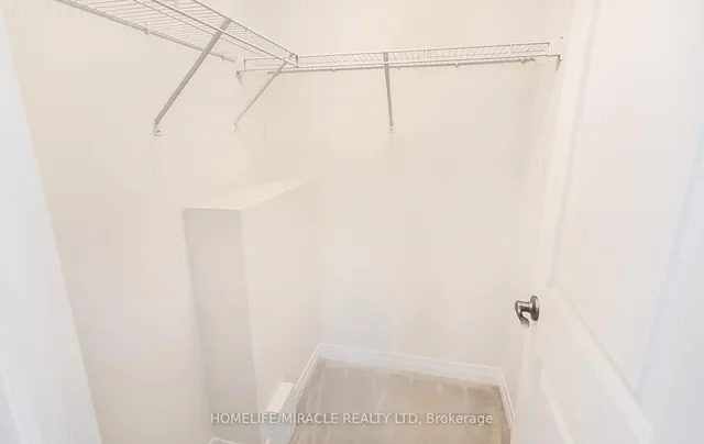 Additional image 8 of 261 Woodbine Ave Unit Unit 27