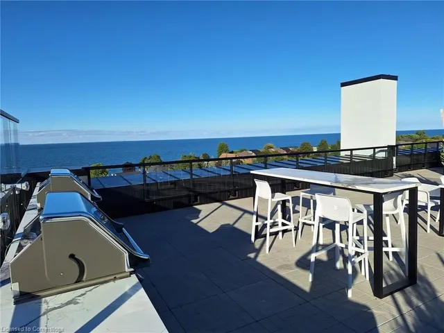 Additional image 14 of 600 North Service Rd Unit 514