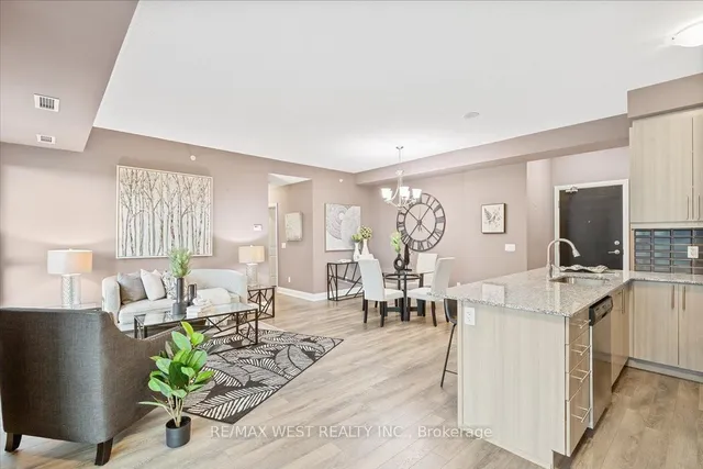 Additional image 7 of 55 Yorkland Blvd Unit 903