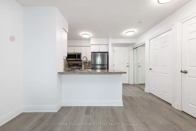 Additional image 11 of 15 Greenview Ave Unit 1504