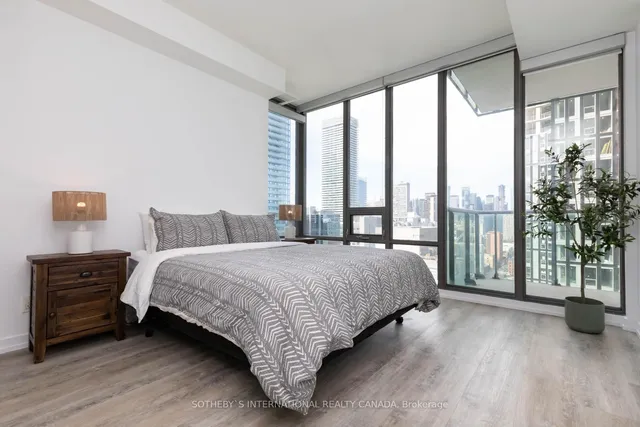 Additional image 13 of 33 Lombard St Unit 2703