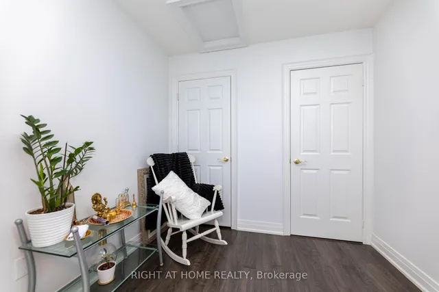 Additional image 40 of 42 Tiller Tr