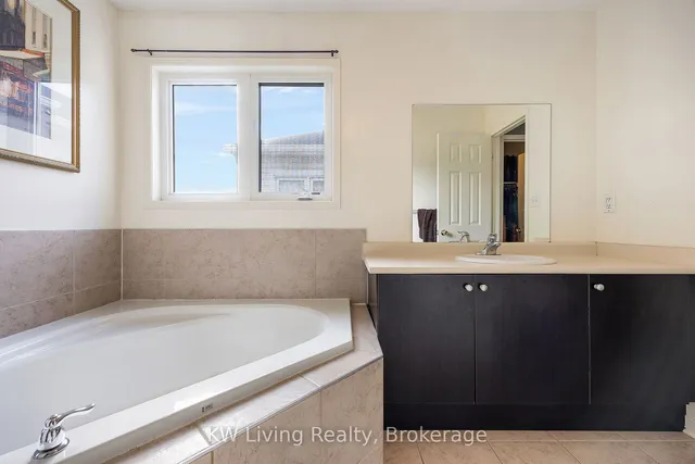 Additional image 31 of 225 Torbarrie Rd