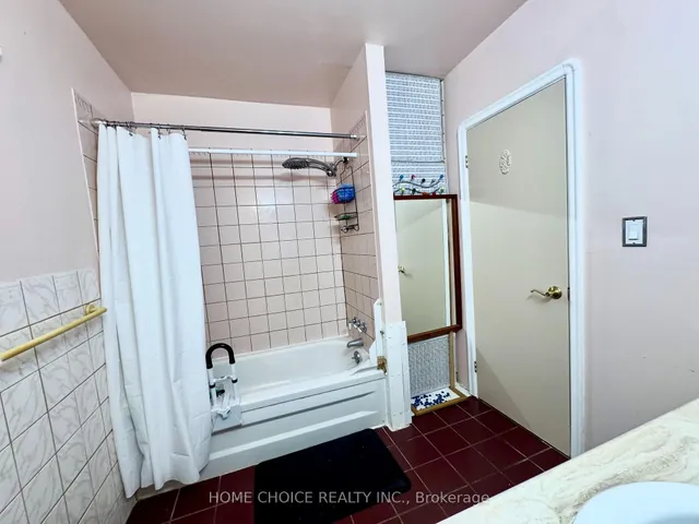 Additional image 15 of 3 Saugeen Cres