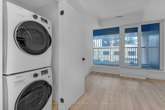 Additional image 20 of 2 Augusta Ave Unit 204