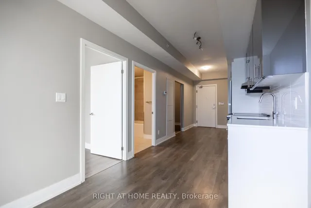 Additional image 19 of 180 Fairview Mall Dr Unit 205