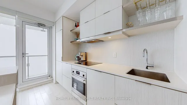 Additional image 6 of 197 Yonge St Unit 5803