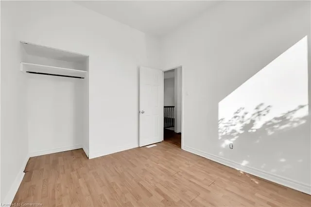 Additional image 17 of 103 Emerald St