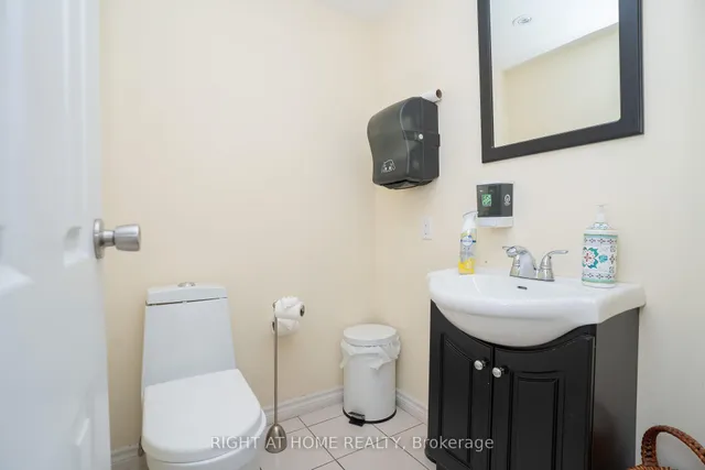 Additional image 31 of 267 Finch ave west N/A