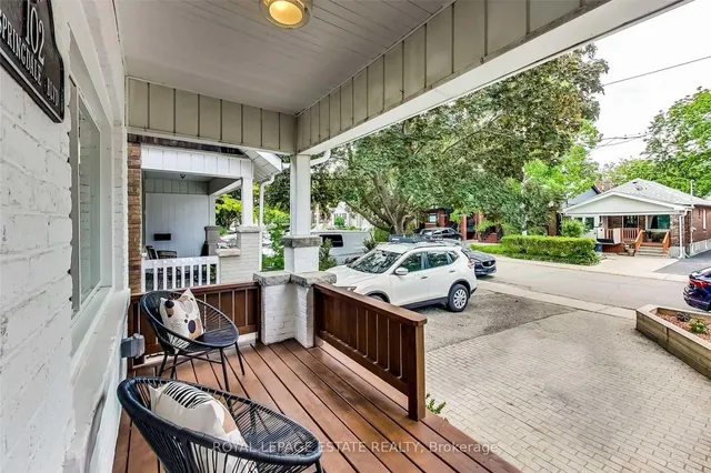 Additional image 30 of 102 Springdale Blvd