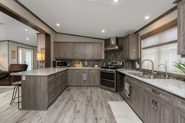 Additional image 10 of 4449 Milburough Line Unit 1 Cedar