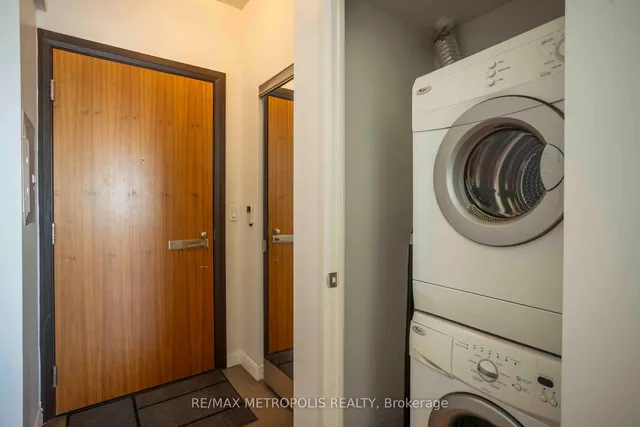 Additional image 14 of 500 Sherbourne St Unit 1704