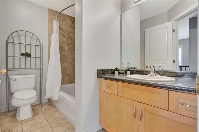 Additional image 17 of 20 Donald Bell Dr