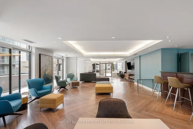 Additional image 31 of 140 Simcoe St Unit 1412