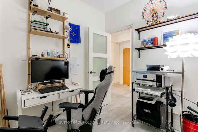 Additional image 21 of 600 Queens Quay Unit 606