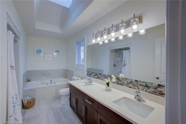 Additional image 30 of 105 Rothsay Ave