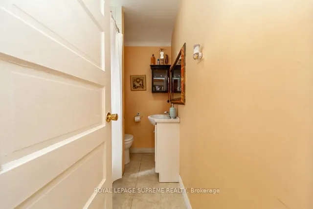 Additional image 31 of 95 Silverthorn Ave