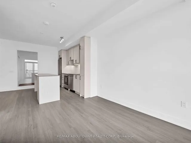 Additional image 6 of 50 George Butchart Dr Unit 914