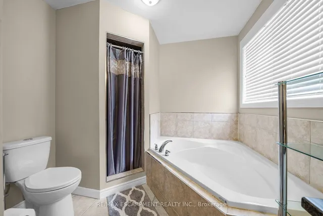 Additional image 28 of 8 Knowles St