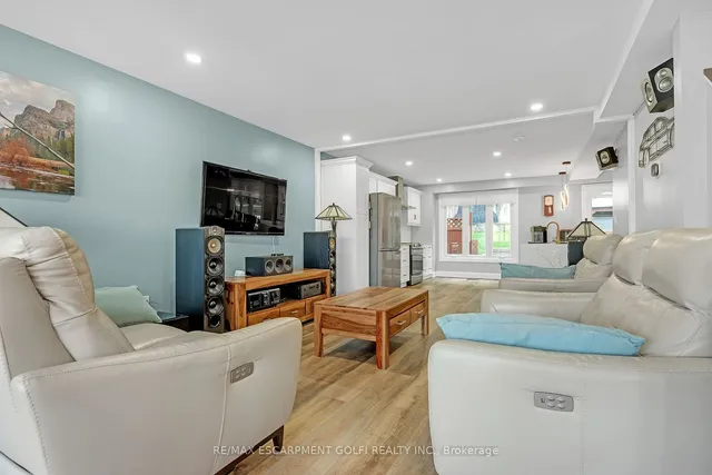 Additional image 5 of 64 Hildegard Dr